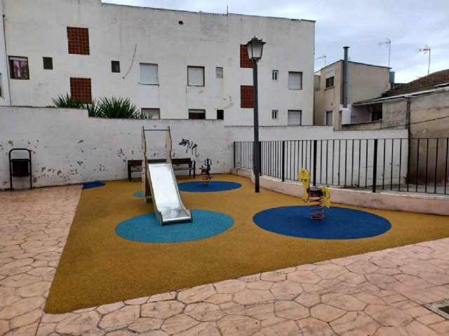 El Ayuntamiento de Mula invierte cerca de 100.000€ en la reparación de parques y jardines - 2, Foto 2