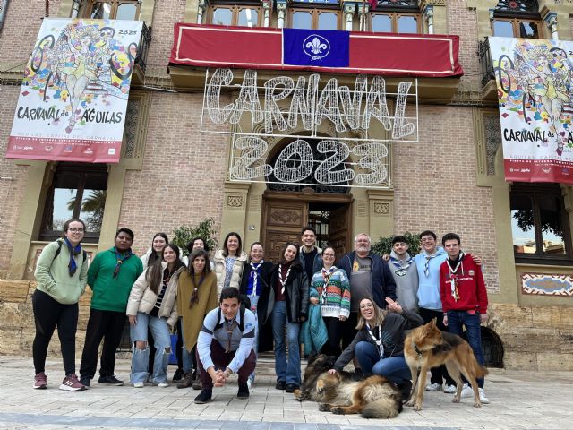 La bandera scout ondea en el Ayuntamiento en el Día Mundial del Pensamiento - 1, Foto 1