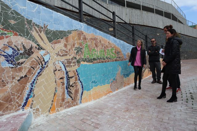Águilas cuenta con un nuevo grafiti sobre azulejo en mosaico en homenaje a la tradición del esparto - 1, Foto 1