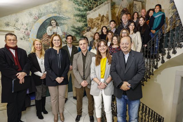 Isabel Franco imparte una charla coloquio sobre políticas de Transparencia, Participación y Cooperación en el Máster de RSC de la UCAM - 1, Foto 1