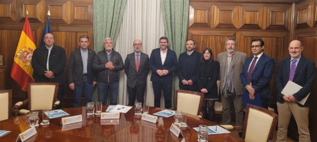 La Comunidad acuerda con la Entidad Nacional de Seguros  Agrarios crear un grupo de trabajo que adopte un modelo adaptado a la realidad del sector - 1, Foto 1