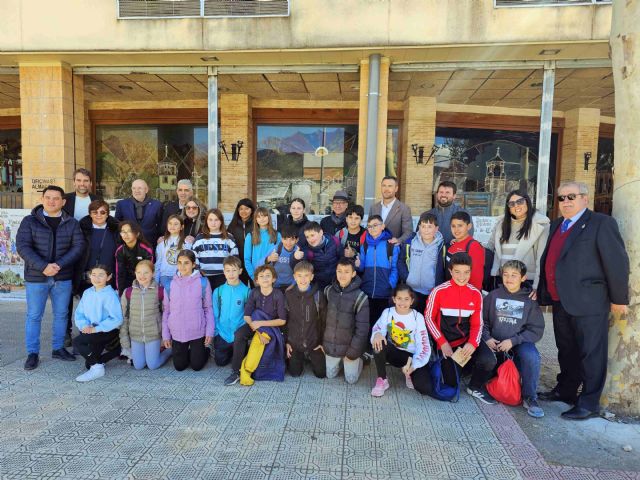 Caravaca se convierte en la capital de las fiestas de moros y cristianos de España con más de 50 poblaciones y un pasacalles con mil personas - 3, Foto 3