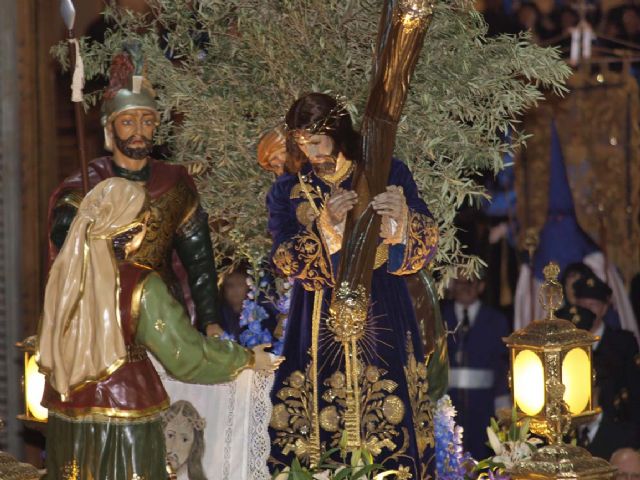 El Jueves Santo, procesión de Nuestro Padre Jesús Nazareno, con el encuentro final - 1, Foto 1