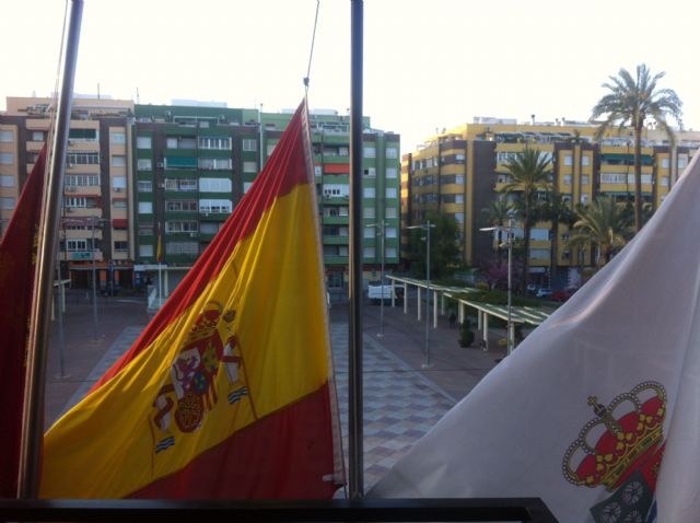 El Ayuntamiento de Molina de Segura convoca para HOY miércoles 23 de marzo una concentración de un minuto de silencio por los atentados terroristas en Bruselas - 2, Foto 2