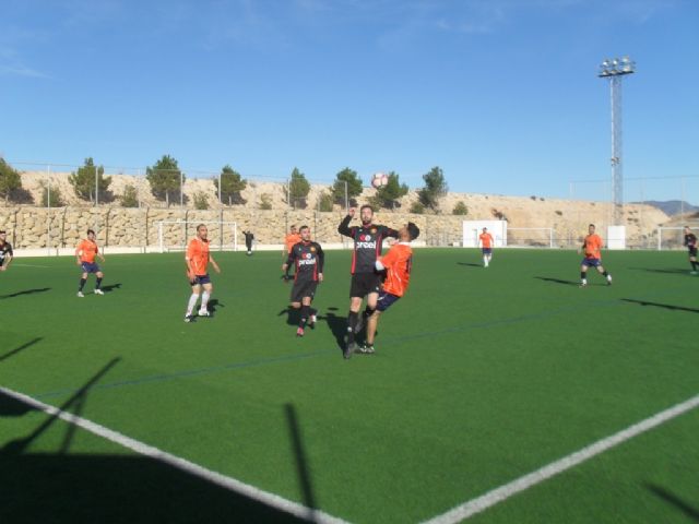 The Sports City "Valverde Reina" hosts this Saturday 25 March the trophy ceremony of the "Play Fair" Football League, Foto 1