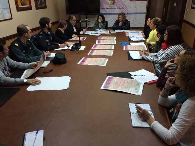 La Mesa contra la Violencia de Género celebra su quinta reunión - 1, Foto 1