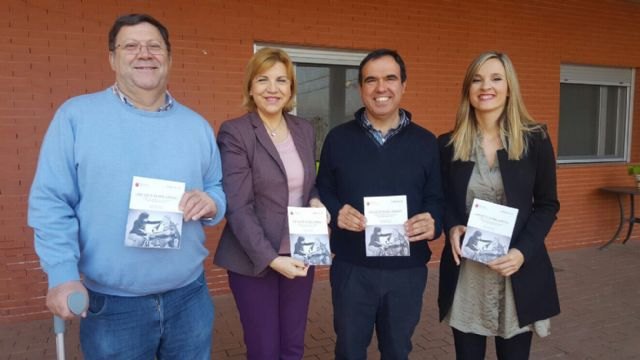 La Comunidad edita un manual para facilitar la comunicación de los familiares con las personas mayores en residencias - 1, Foto 1