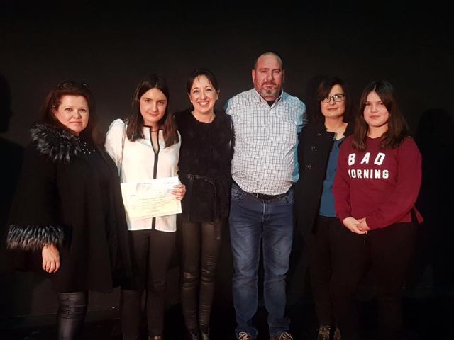 La alumna de 'Los Cantos' María Fernández García gana uno de los Premios Extraordinarios por su expediente académico - 1, Foto 1
