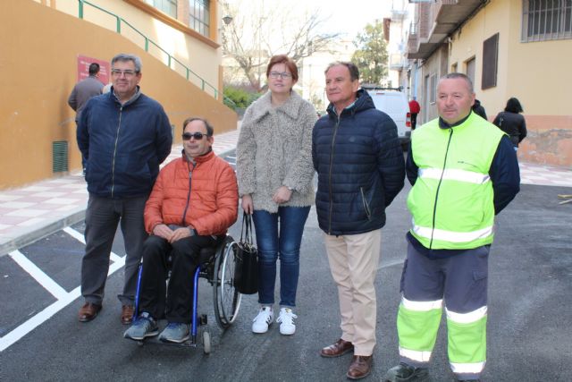 Esta tarde ha sido abierta al tráfico la calle Valencia tras su renovación - 3, Foto 3