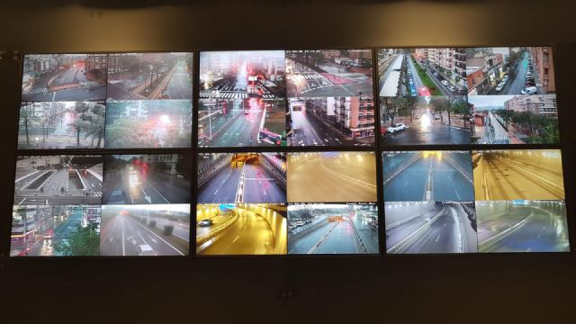 El tráfico se redujo un 83% el pasado sábado y un 85% el domingo en Murcia - 1, Foto 1