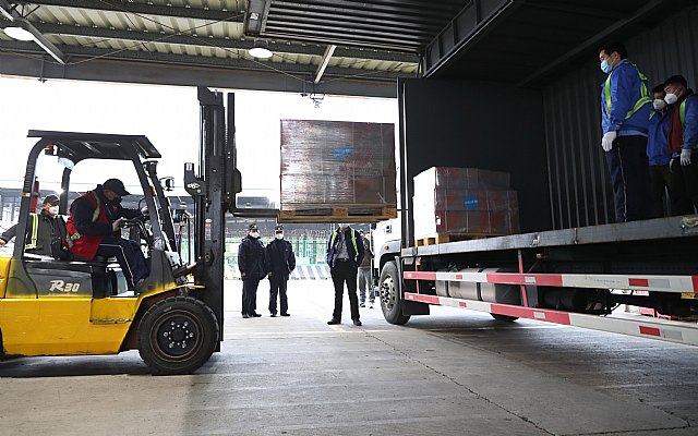 COVID-19: medio millón de artículos de protección para el personal sanitario ya están en camino - 1, Foto 1