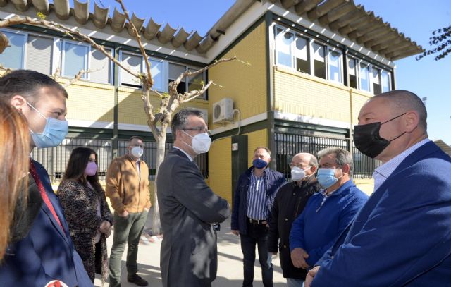 El Plan para la retirada de fibrocemento en las cubiertas de los colegios del municipio arrancará este verano en 8 pedanías - 2, Foto 2