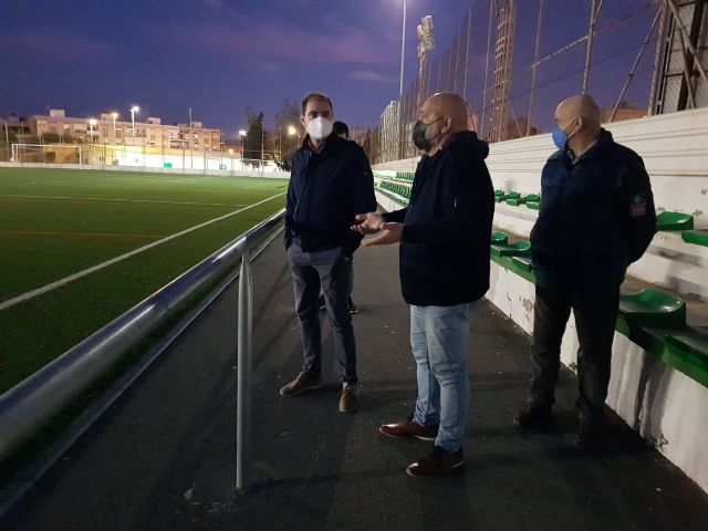 MC exigirá el jueves al Gobierno local que efectúe mejoras en la iluminación de los campos de fútbol - 2, Foto 2