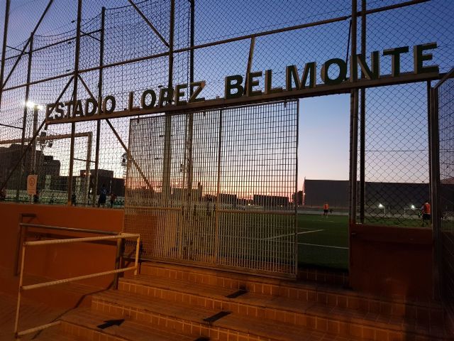 MC exigirá el jueves al Gobierno local que efectúe mejoras en la iluminación de los campos de fútbol - 3, Foto 3