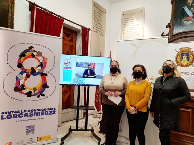 El Ayuntamiento de Lorca estrena la Biblioteca Virtual de Igualdad, un espacio para ayudar a las familias a coeducar y avanzar en la igualdad entre mujeres y hombres - 1, Foto 1