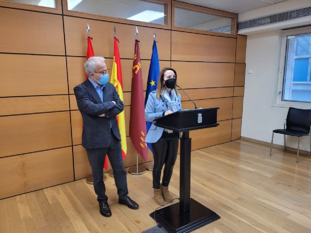 El PP propone el arreglo y mejora inmediata de los colegios y pabellones municipales dañados por las goteras - 2, Foto 2