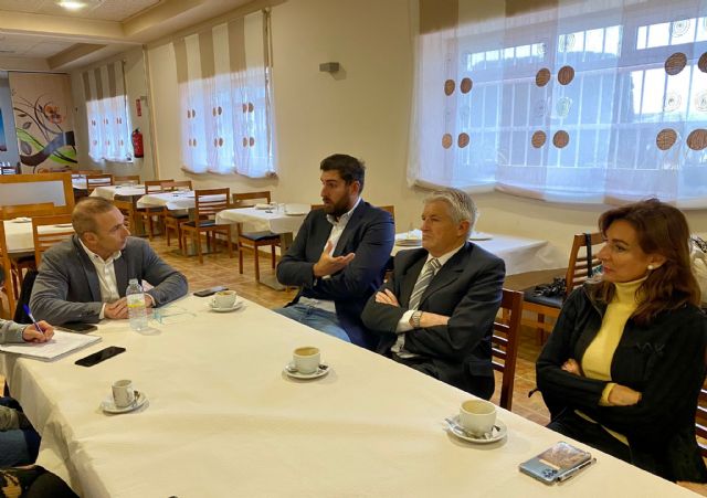 VOX se reúne con empresarios de Los Camachos y reivindica la soberanía industrial - 1, Foto 1