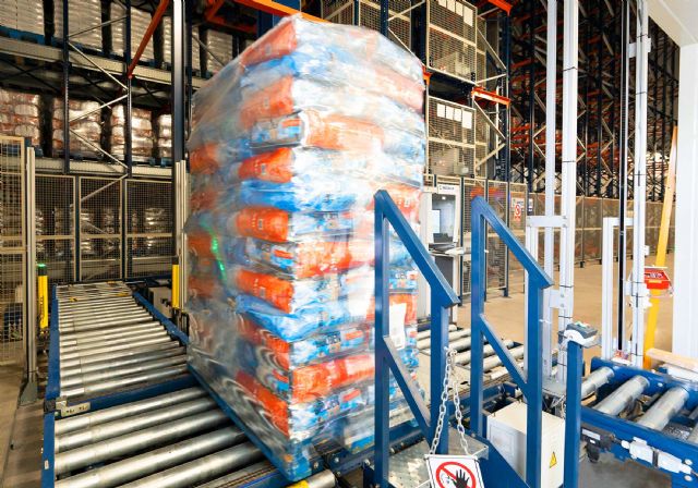 Mecalux robotiza el almacén de Alinatur para producir 120.000 toneladas anuales de alimentos para mascotas - 1, Foto 1