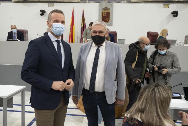 El grupo parlamentario liberal apoya el mantenimiento de la bonificación fiscal al diésel para el sector del transporte - 1, Foto 1