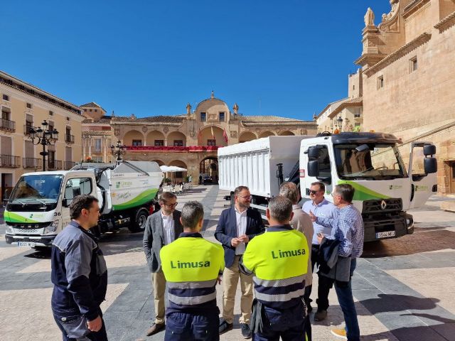 El Ayuntamiento de Lorca incorpora dos nuevos camiones a la flota de Limusa para optimizar la recogida de residuos también en las calles más estrechas del casco urbano - 2, Foto 2