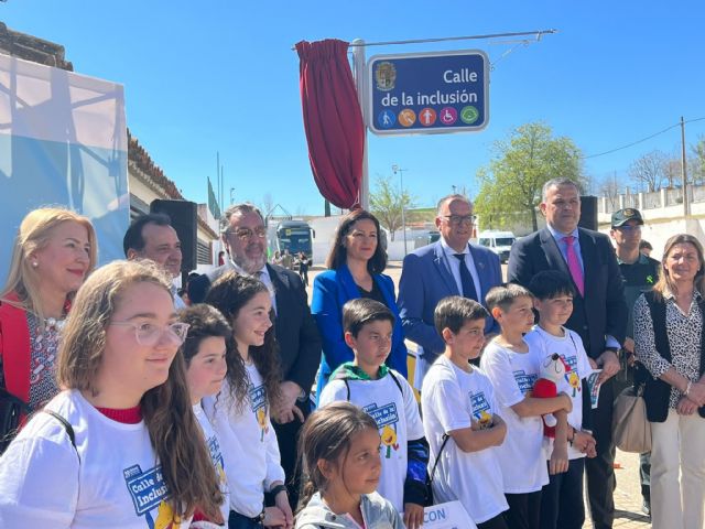 Fuente Obejuna inaugura la primera 'Calle de la Inclusión' de nuestro país - 2, Foto 2