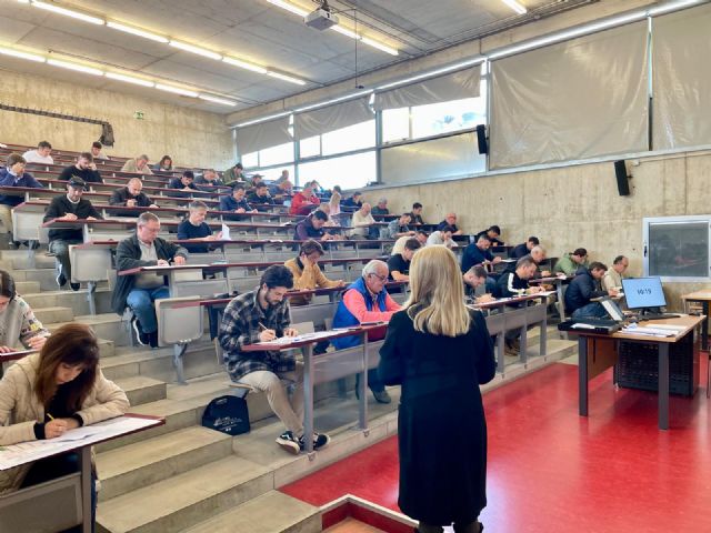 Más de 1.300 aspirantes se presentan a la primera convocatoria de exámenes para titulaciones náuticas de recreo convocados por la Comunidad - 1, Foto 1