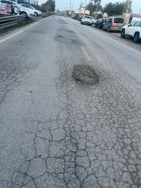 Dos años sin contrato de mantenimiento: el estado de los viales y aceras en pedanías pone en riesgo la seguridad de los vecinos - 2, Foto 2