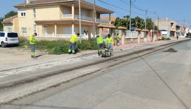 El Ayuntamiento renueva el asfalto en la avenida Cabezo de Torres de Zarandona mejorando casi 2.500 m2 de superficie - 2, Foto 2