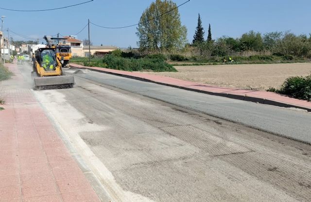 El Ayuntamiento renueva el asfalto en la avenida Cabezo de Torres de Zarandona mejorando casi 2.500 m2 de superficie - 3, Foto 3
