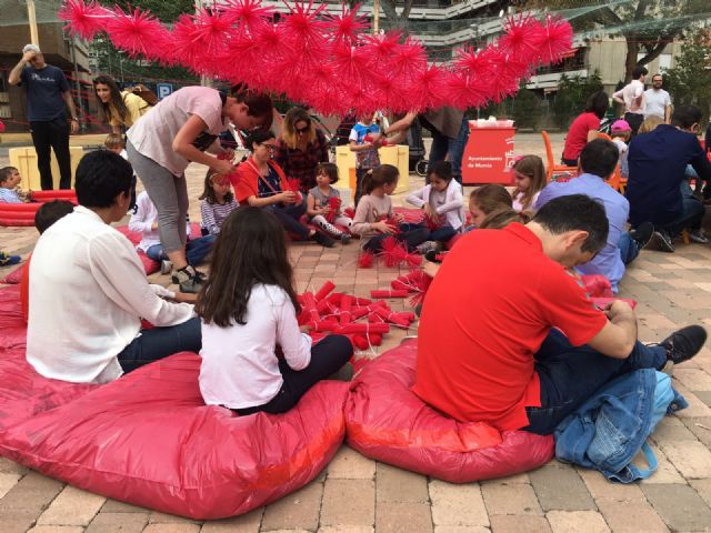 Decenas de niños transforman el jardín de La Fama con su creatividad - 2, Foto 2