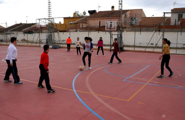 Deporte para prevenir hábitos no saludables y la exclusión social entre los menores torreños - 1, Foto 1