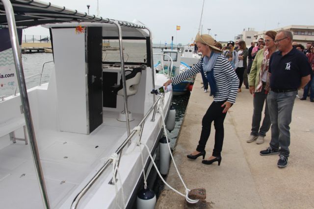 Presentan en San Pedro del Pinatar Sparus, la primera embarcación de pesca turismo en el Mar Menor - 2, Foto 2