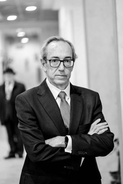 El oftalmólogo caravaqueño Juan Manuel Laborda pronuncia el pregón de las fiestas patronales este domingo desde la explanada del Castillo - 1, Foto 1