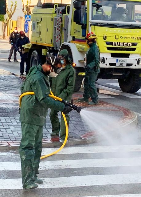 Las brigadas forestales regionales vuelven a colaborar con las labores municipales de limpieza y desinfección - 4, Foto 4