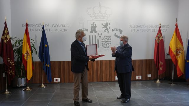 Juan Lorente se jubila tras 34 años como Jefe de la unidad de Protección Civil de  la Delegación del Gobierno - 1, Foto 1