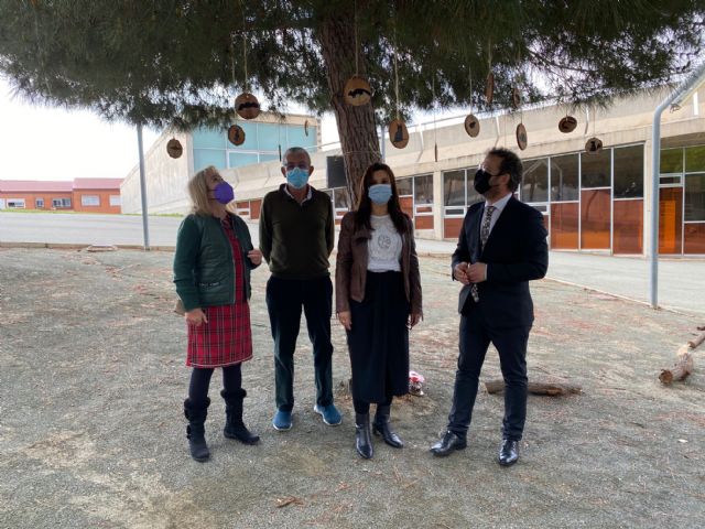 Un Bosque encantado en la Biblioteca - 1, Foto 1