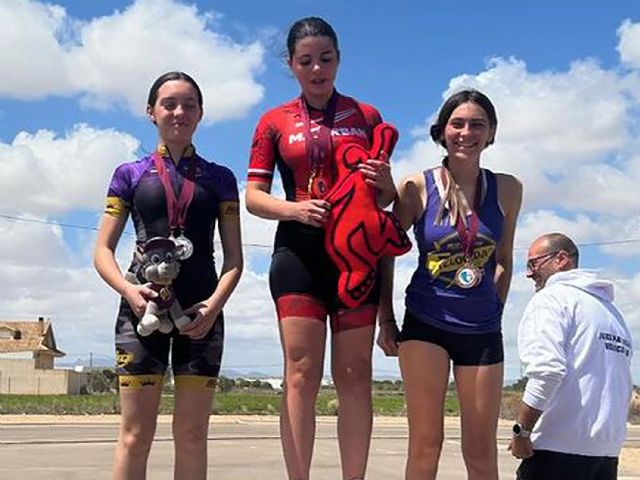 El club Roller Queen torreño logra 18 medallas en el campeonato regional de patinaje de velocidad - 1, Foto 1