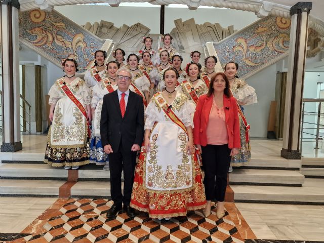 La Reina de la Huerta 2025 y su Corte de honor visitan la Asamblea Regional - 2, Foto 2