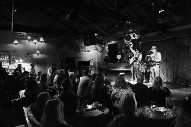 No somos políticos, somos poetas: El manifiesto literario de Gabriel Moreno y Rafael Peñas Cruz - 2, Foto 2