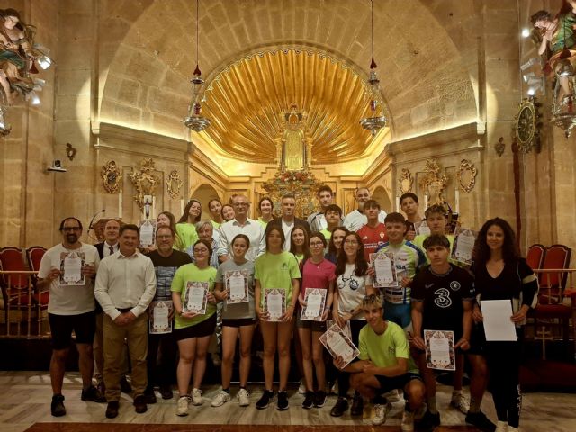 65 alumnos del IES José Planes finalizan su Ruta Jubilar Cicloturista a Caravaca de la Cruz - 2, Foto 2