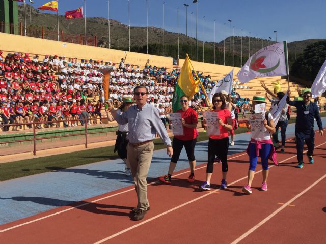 300 alumnos de los colegios Villaespesa, San José y Ana Caicedo participan en las I Olimpiadas Bilingües Intercentros - 1, Foto 1