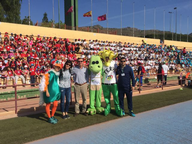 300 alumnos de los colegios Villaespesa, San José y Ana Caicedo participan en las I Olimpiadas Bilingües Intercentros - 2, Foto 2