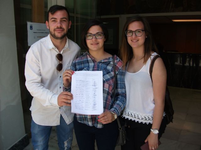 NNGG Caravaca pide ampliar el horario de las salas de estudio de la Biblioteca Municipal en periodo de exámenes - 1, Foto 1