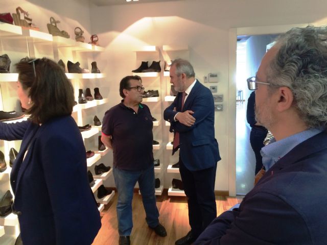 El Grupo Parlamentario Socialista presenta una moción en la Asamblea Regional solicitando un ciclo formativo del calzado en Caravaca - 2, Foto 2