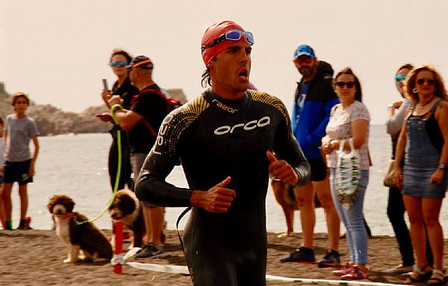 El totanero Luis Sandoval 4º en la VI triatlón Bahía de Portman, Foto 1