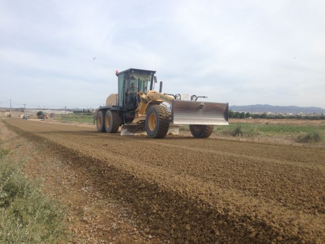Continan las reparaciones de caminos y carreteras de Alhama, Foto 4
