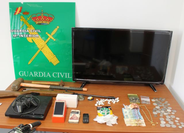 La Guardia Civil desmantela un punto de venta de droga en una vivienda de La Torrecilla-Lorca, Foto 4