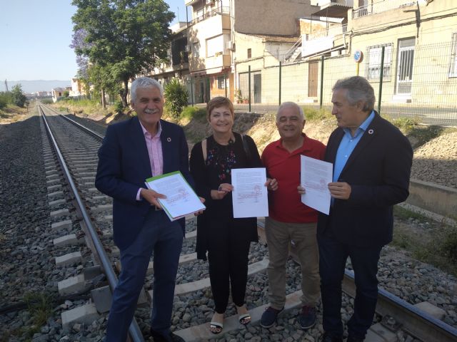 Los candidatos de Alcantarilla y Javalí Nuevo firman un acuerdo para hacer frente común por la variante ferroviaria ante el Gobierno de España - 4, Foto 4