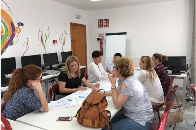 Nuevo programa de re-activación de la ADLE para mujeres mayores de 40 años - 1, Foto 1