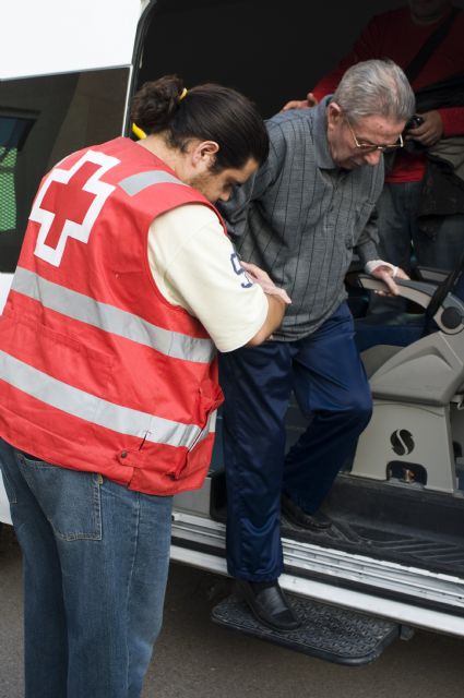 Cruz Roja organiza un dispositivo con casi 100 personas voluntarias para las Elecciones del 26M - 1, Foto 1